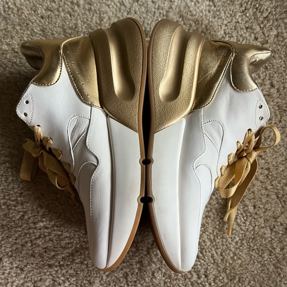 Alexander McQueen oversized sneakers women’s 38 - Picture 6 of 9